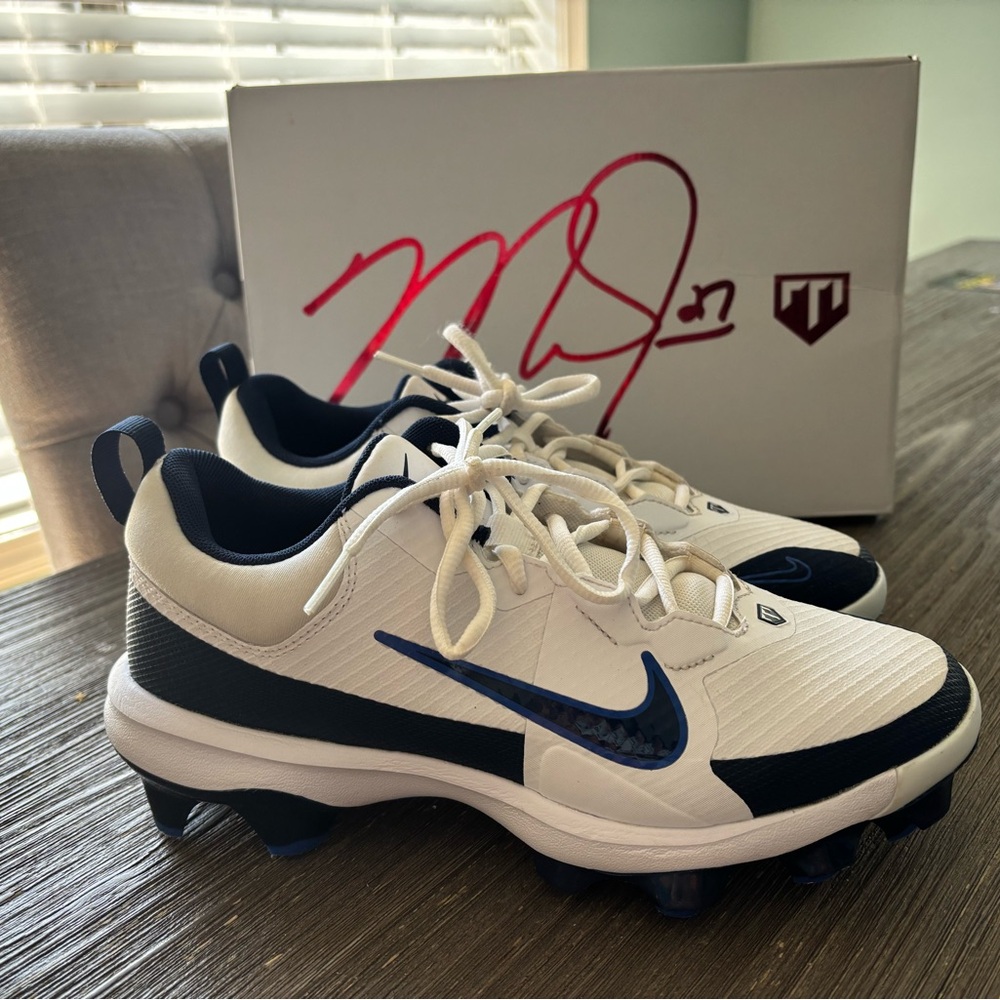 NWOT Nike Force Trout 9 Pro MCS Sz 7
